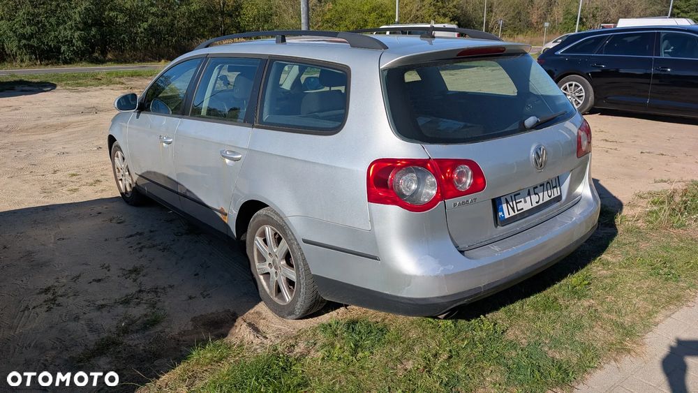 Volkswagen Passat 1.6 Comfortline - 3