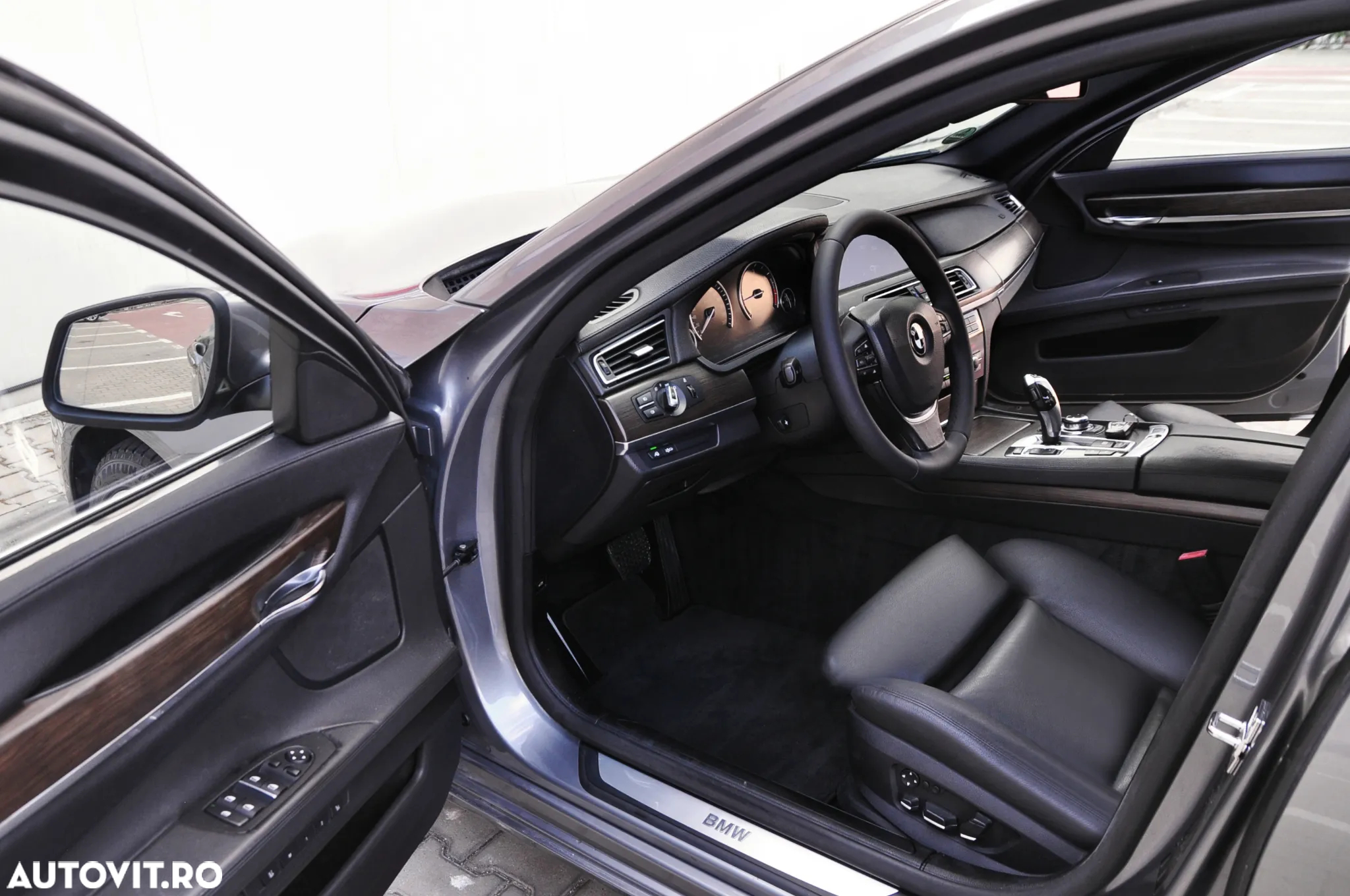 BMW Seria 7 730d Aut. - 9