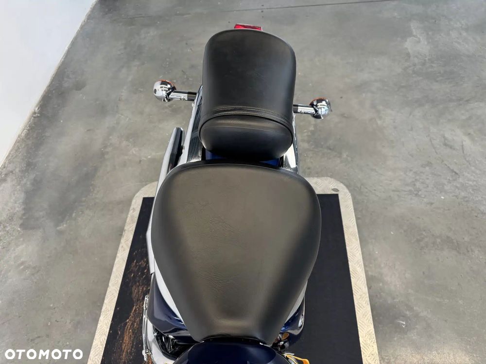 Suzuki Intruder - 27