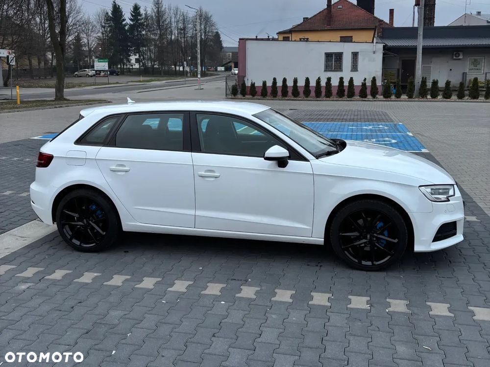 Audi A3 Sportback 1.6 TDI - 3