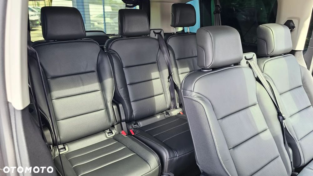 Peugeot Traveller 2.2 BlueHDi Long Business VIP EAT8 - 10