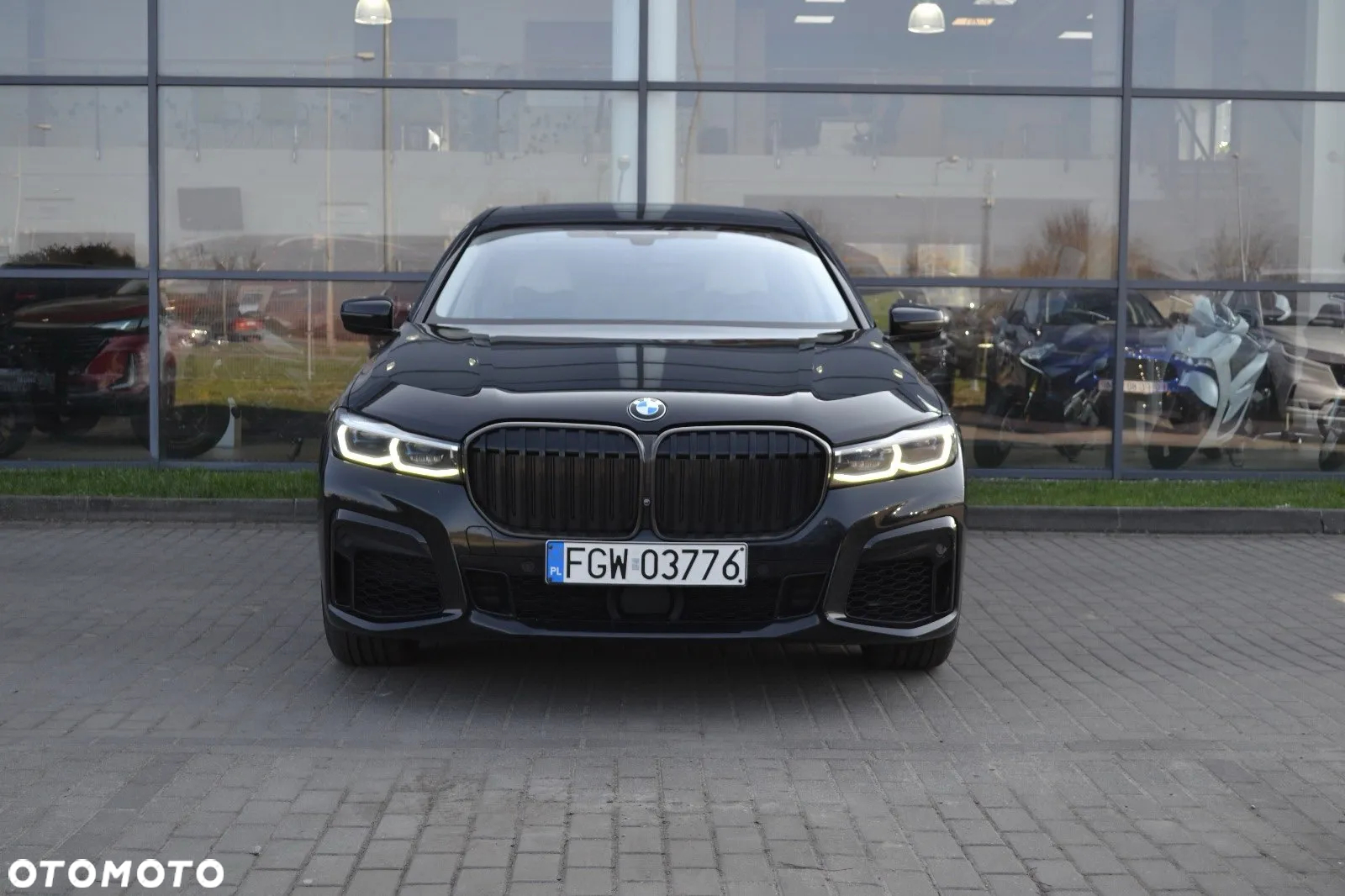 BMW Seria 7 750d xDrive - 2