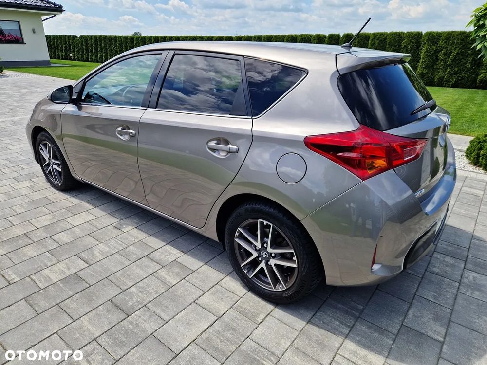 Toyota Auris 1.6 Valvematic Edition - 5
