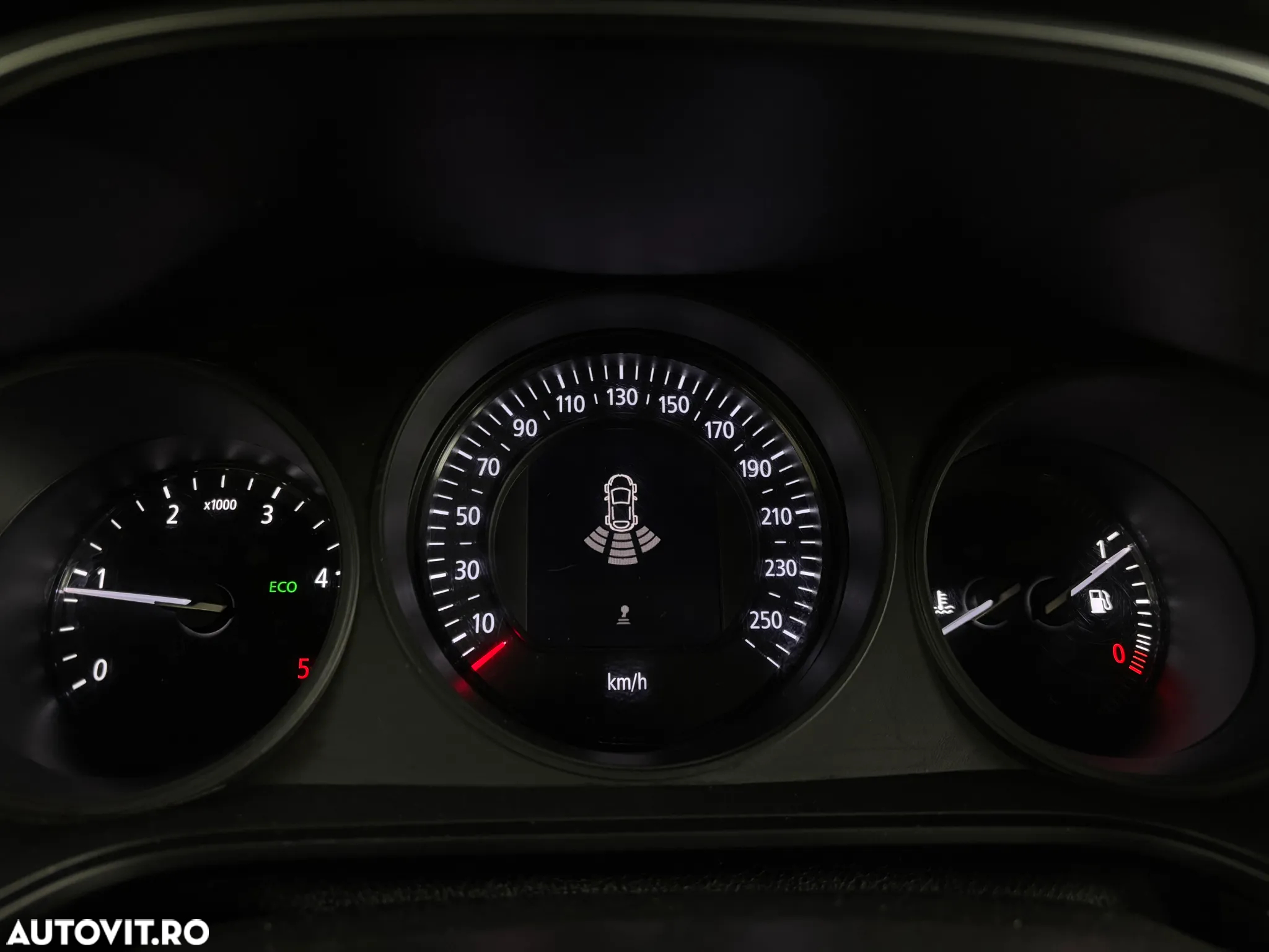 Renault Megane ENERGY dCi Zen - 21