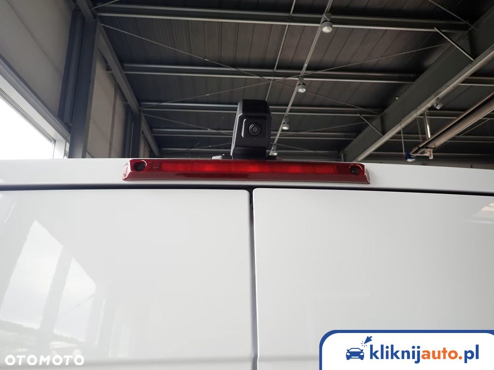 Renault MASTER Furgon FWD EXTRA 3,5T L2H2 2.0 dCi 150KM AT9 - 6