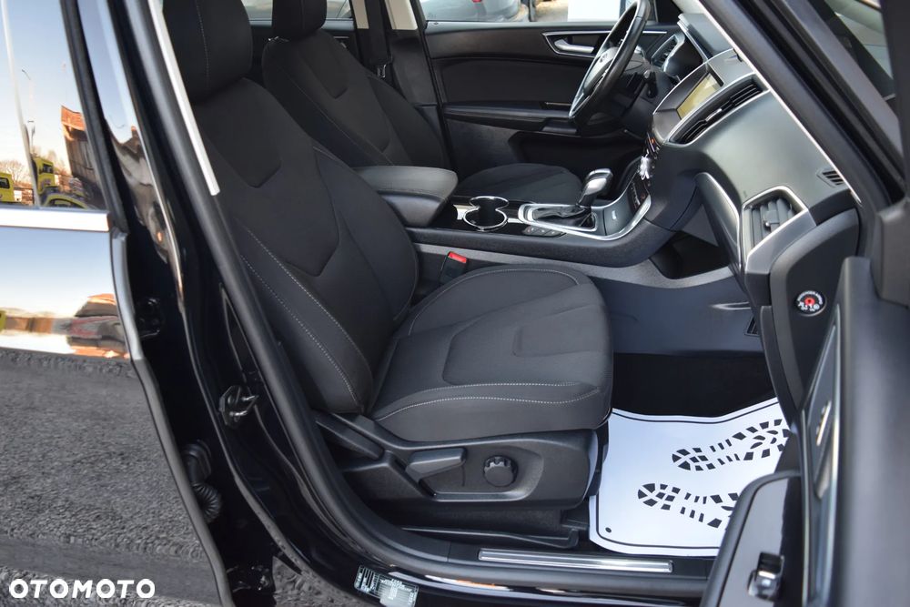 Ford S-Max 2.0 TDCi Titanium PowerShift - 35