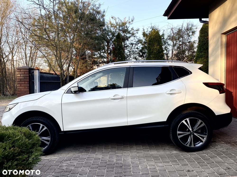 Nissan Qashqai 1.3 DIG-T N-Connecta DCT - 8