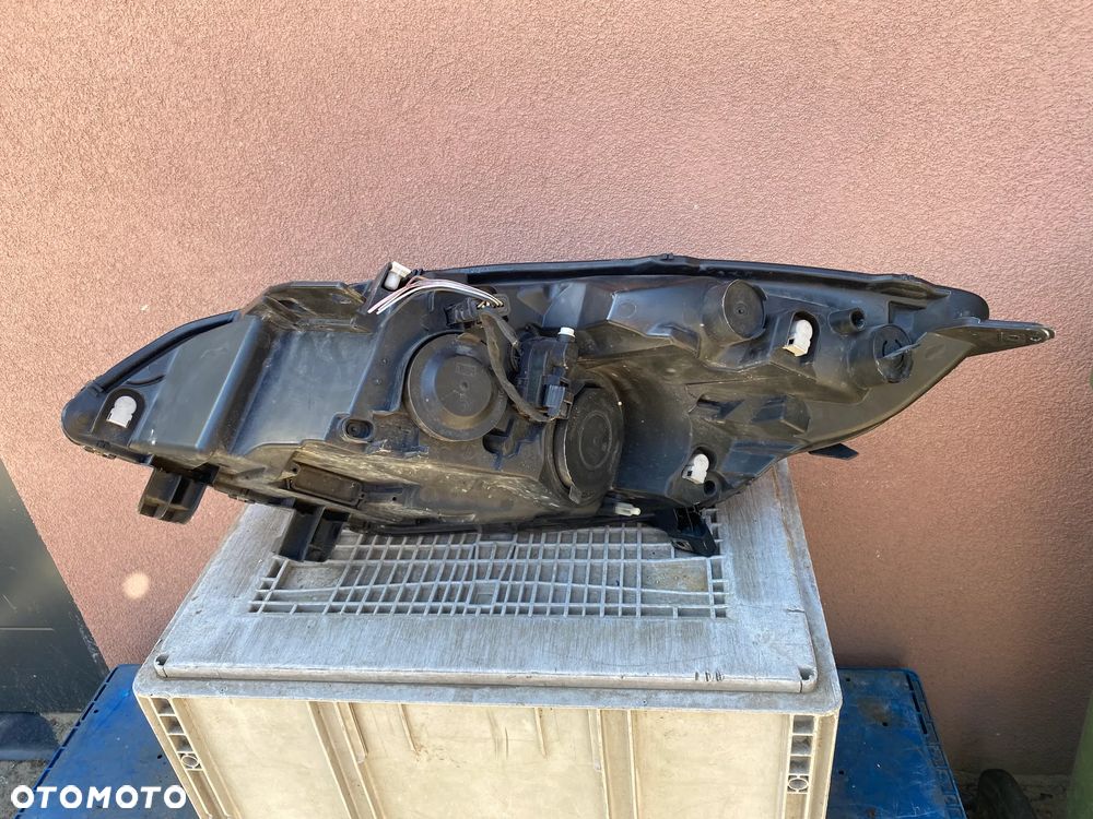 lampa scenic III prawa eu cała - 6