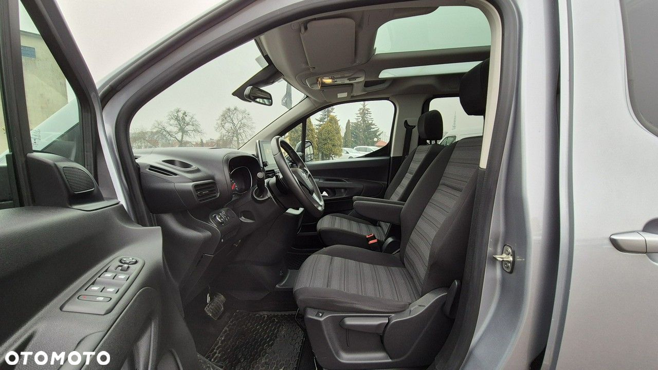 Opel Combo Life 1.2 Turbo Elegance Plus S&S - 9