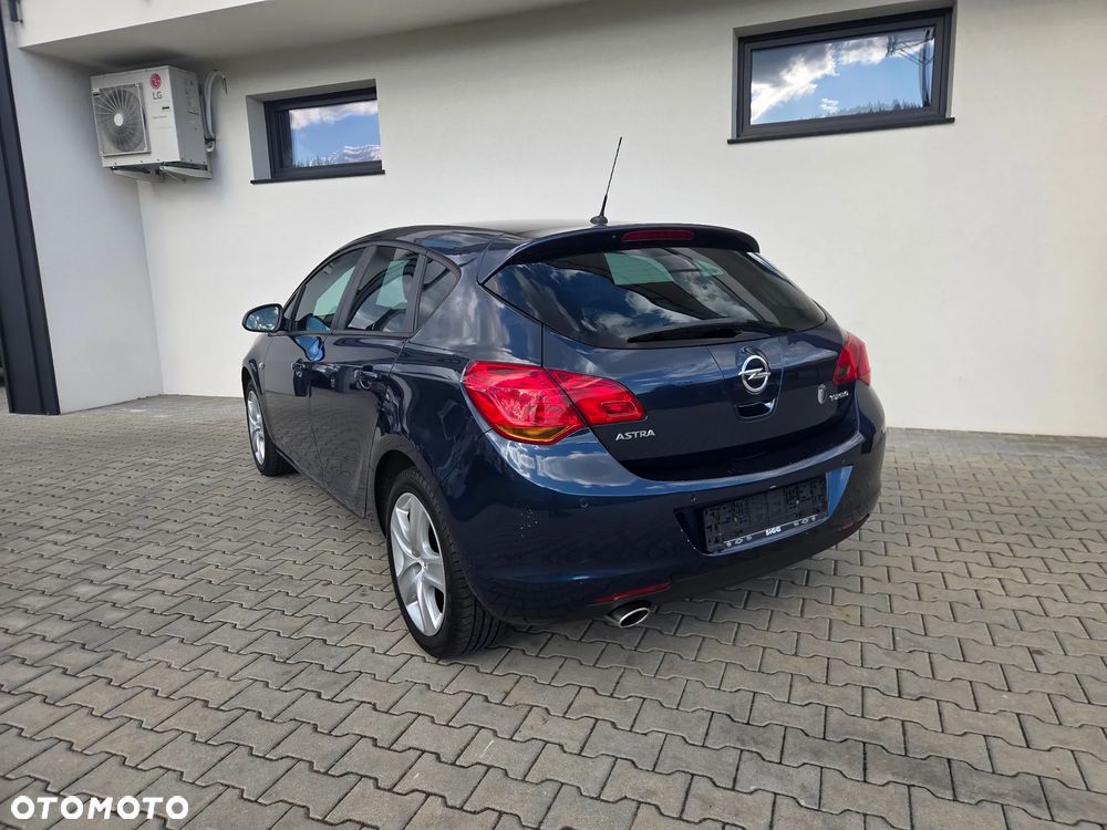 Opel Astra - 3
