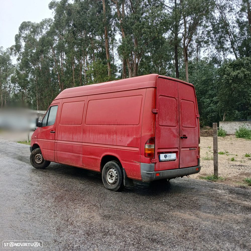 Mercedes-Benz Sprinter 2900 cc 122 cv de 1997 – Peças Usadas (10067) - 3