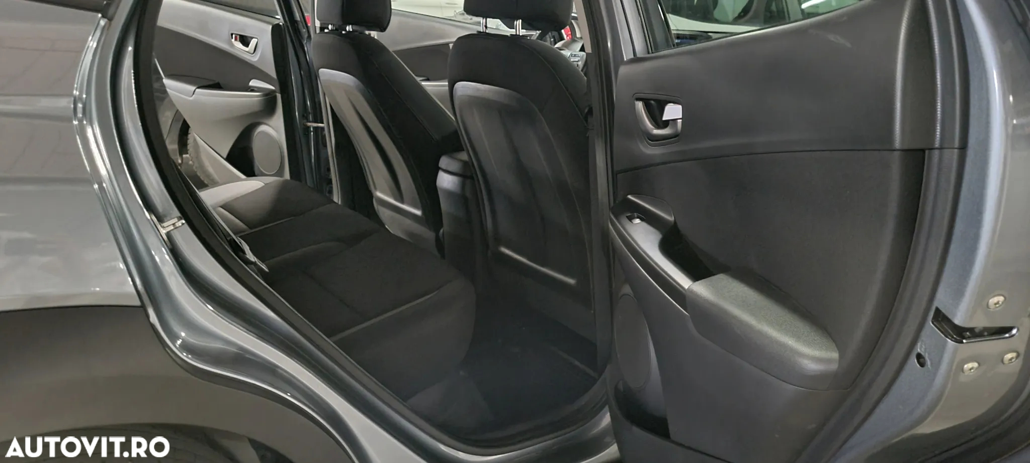 Hyundai KONA 1.0 T-GDI 2WD Premium + - 10