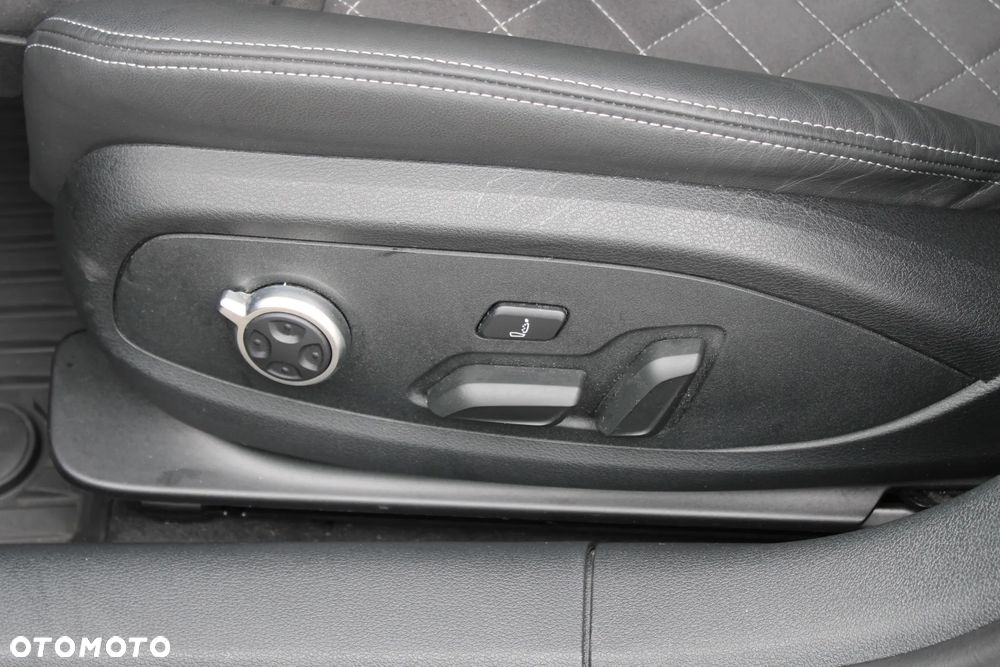 Audi A4 Limousine 40 TFSI mHEV Quattro S Line S tronic - 22