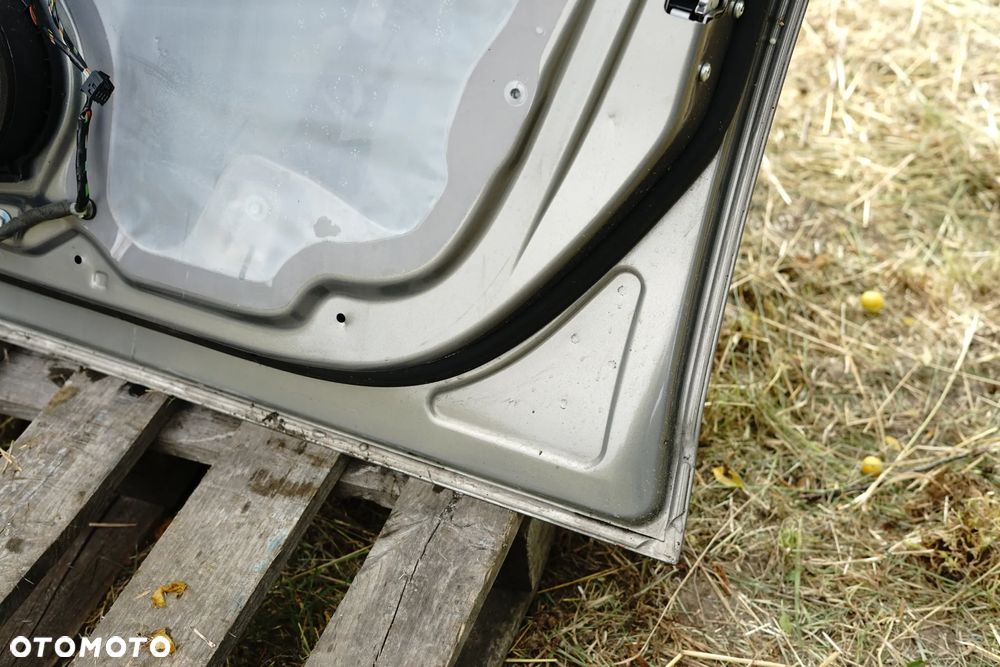 Drzwi przód przednie prawe Opel Meriva II B Z40W - 13