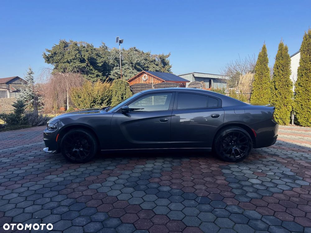 Dodge Charger - 8