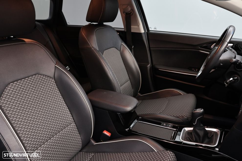 Kia Ceed SW 1.0 T-GDI Sport - 21