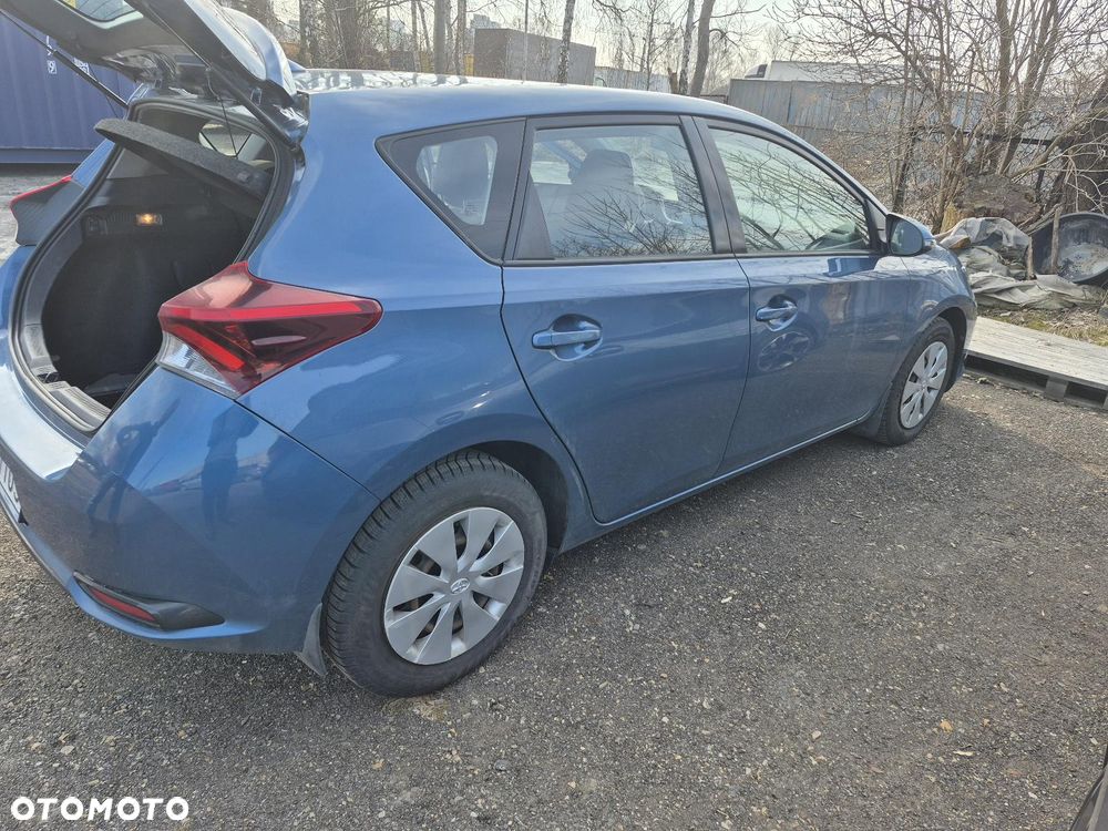 Toyota Auris 1.33 VVT-i Active - 3