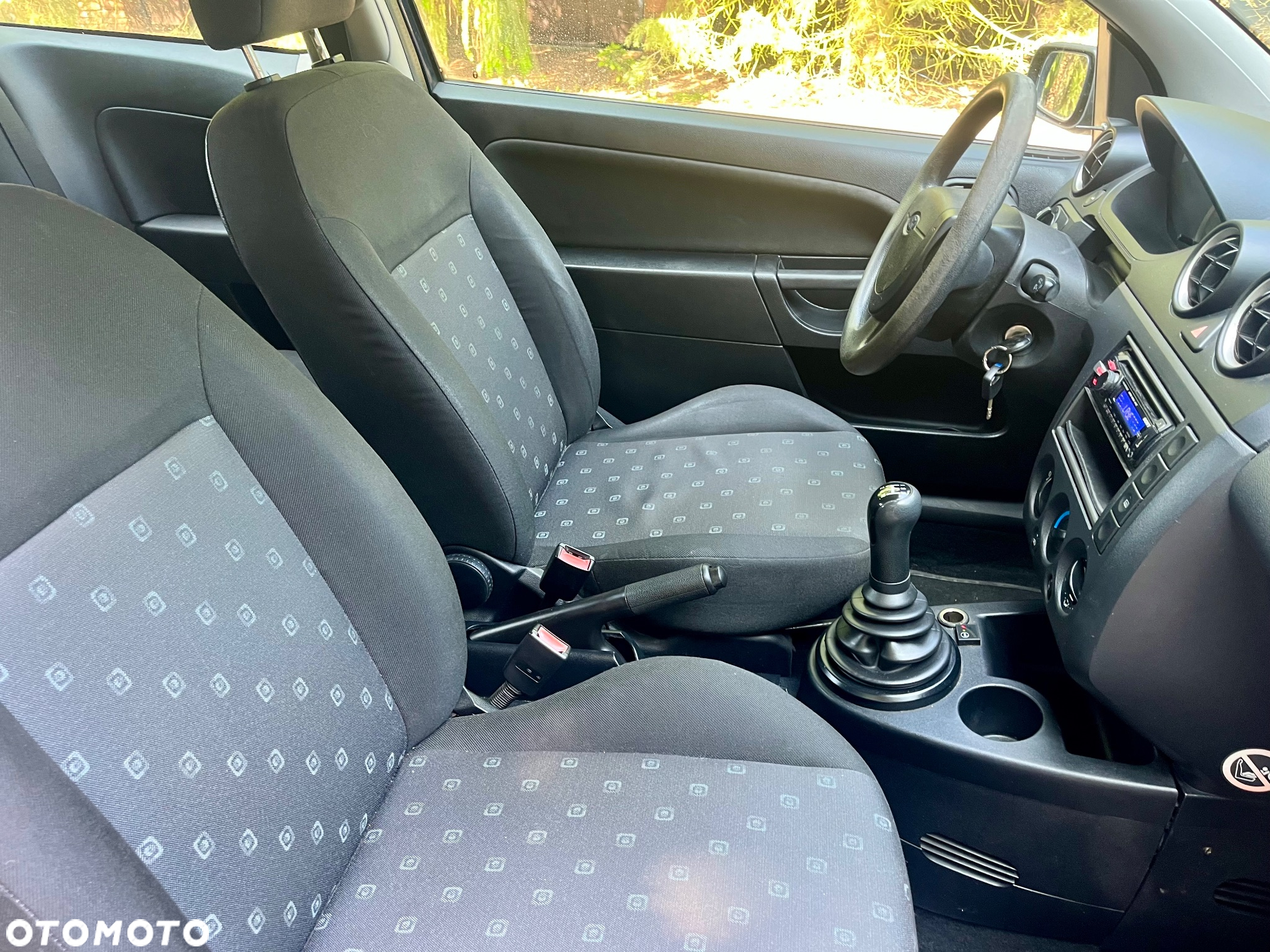 Ford Fiesta 1.3 Ambiente - 5