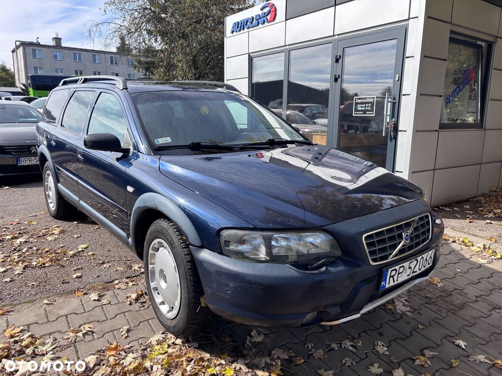 Volvo XC 70 AWD Momentum - 2