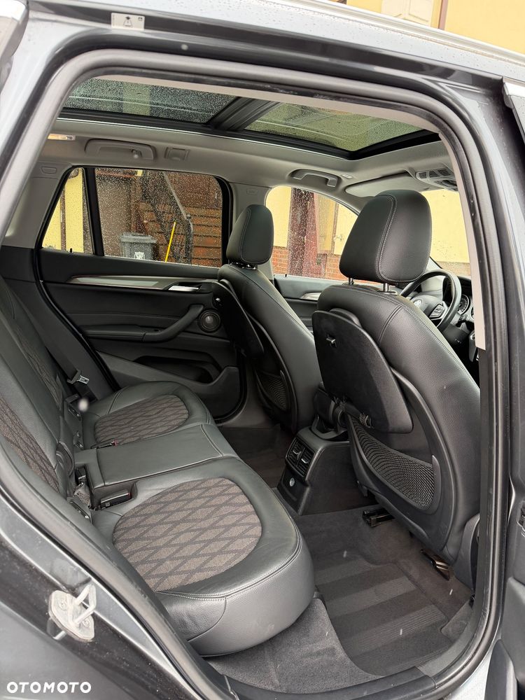 BMW X1 xDrive25d Advantage - 29