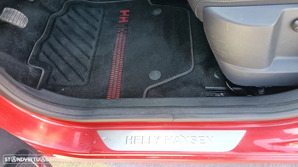Renault Captur 1.5 dCi Helly Hansen - 16