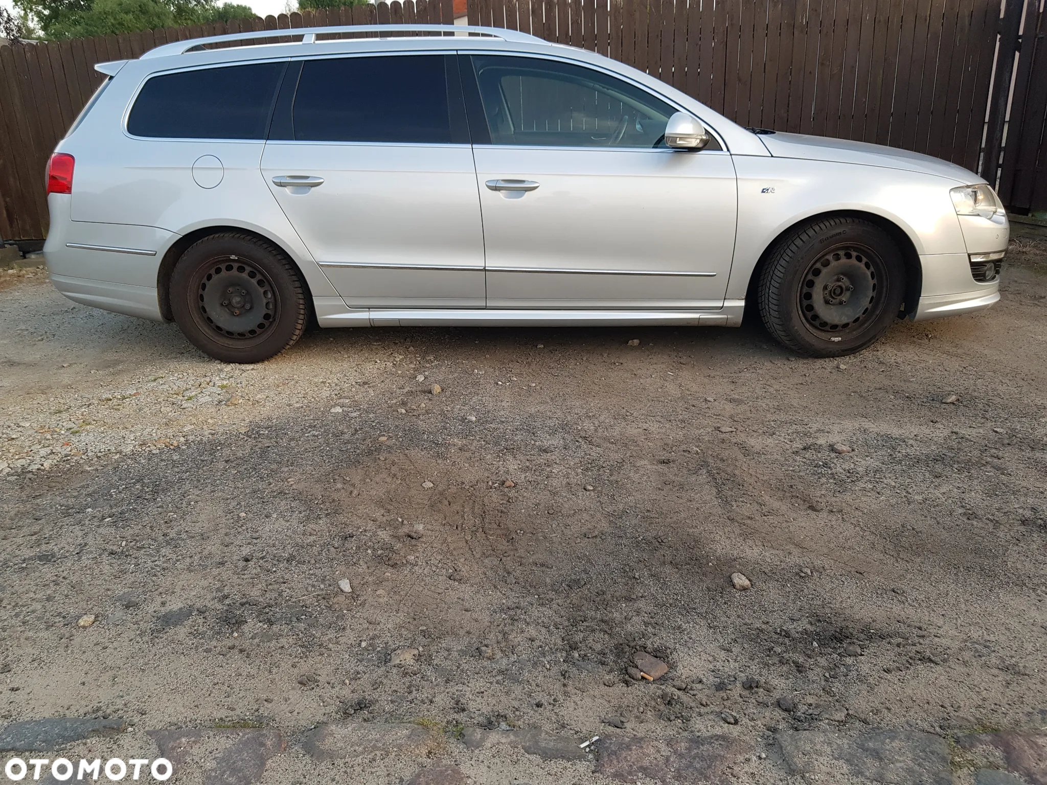 Volkswagen Passat Variant 1.8 TSI Automatik R-Line Edition - 2