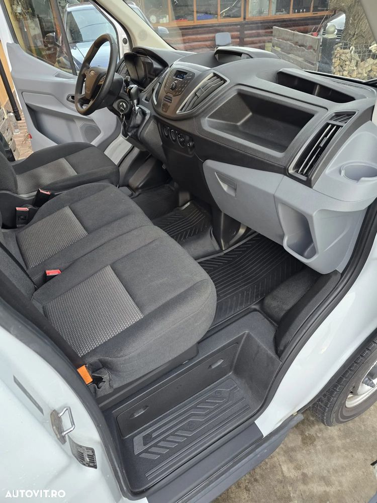 Ford Transit - 9
