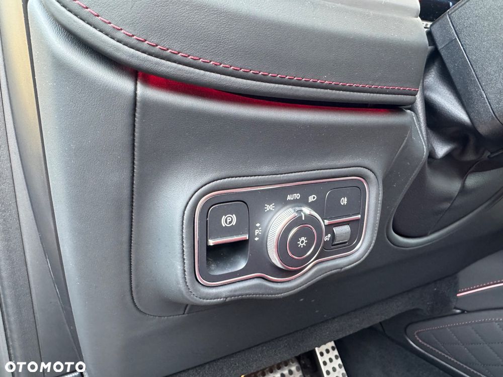 Mercedes-Benz Klasa G AMG 63 - 37