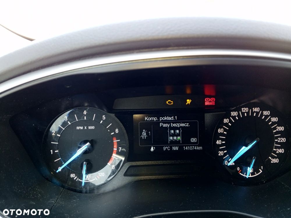 Ford Mondeo 1.5 EcoBoost Ambiente Plus - 22