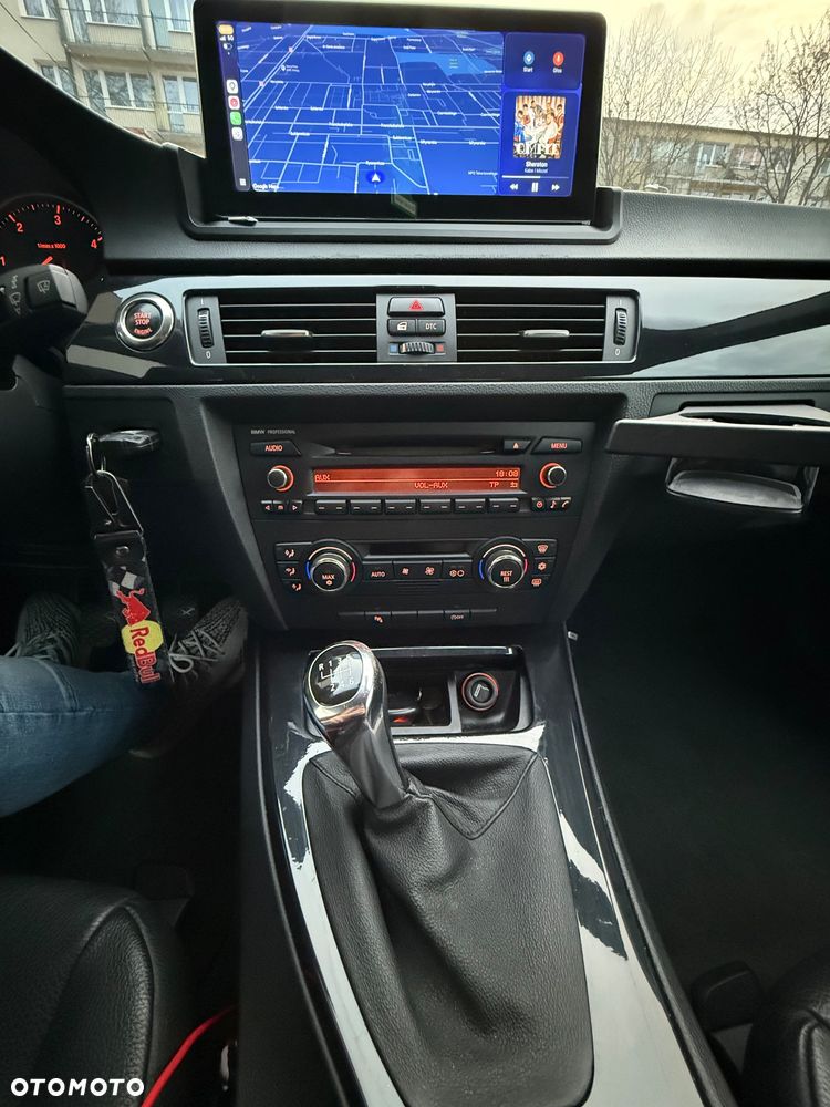 BMW Seria 3 320d - 11