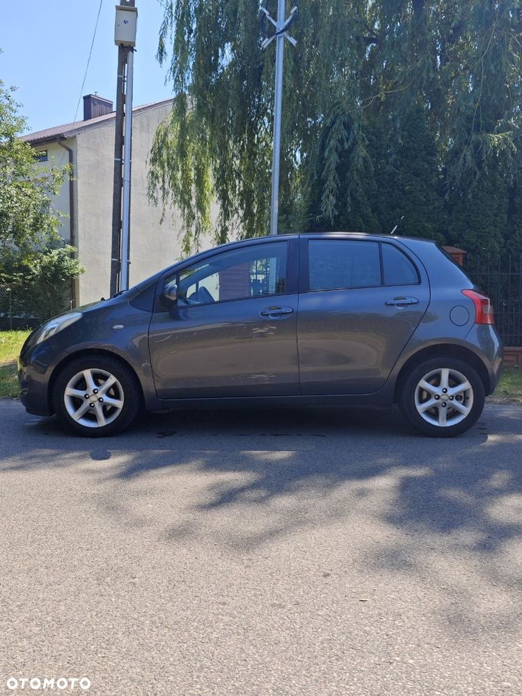 Toyota Yaris 1.3 VVT-i Luna - 5