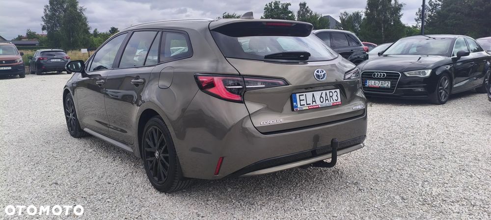 Toyota Corolla 1.8 Hybrid Executive - 28