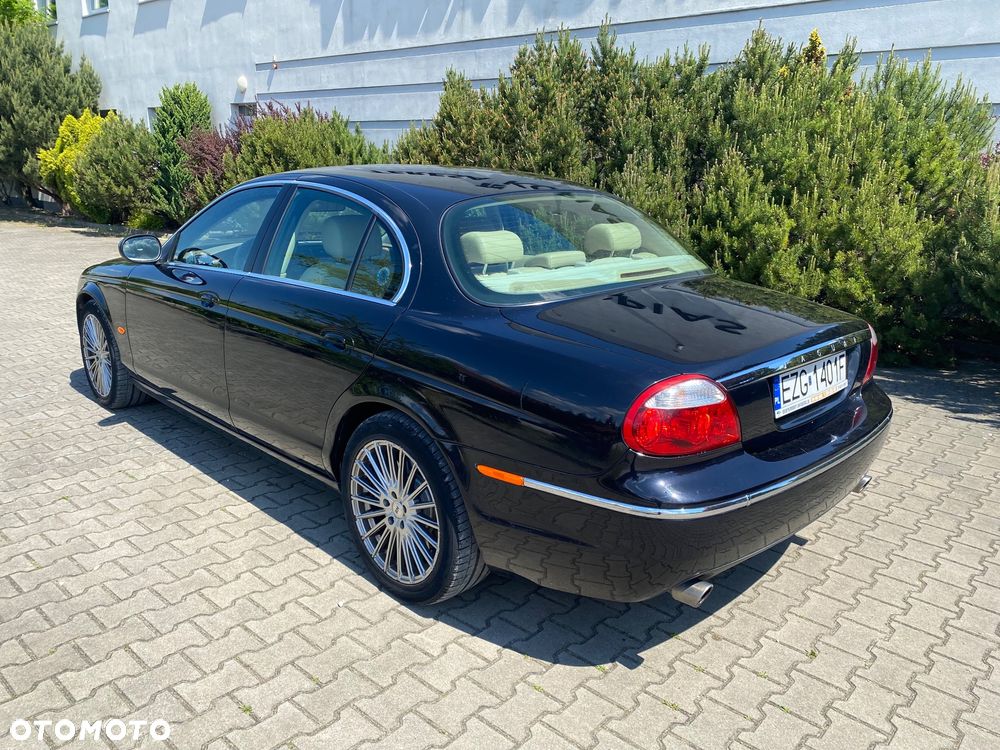 Jaguar S-Type 3.0 V6 Executive - 7