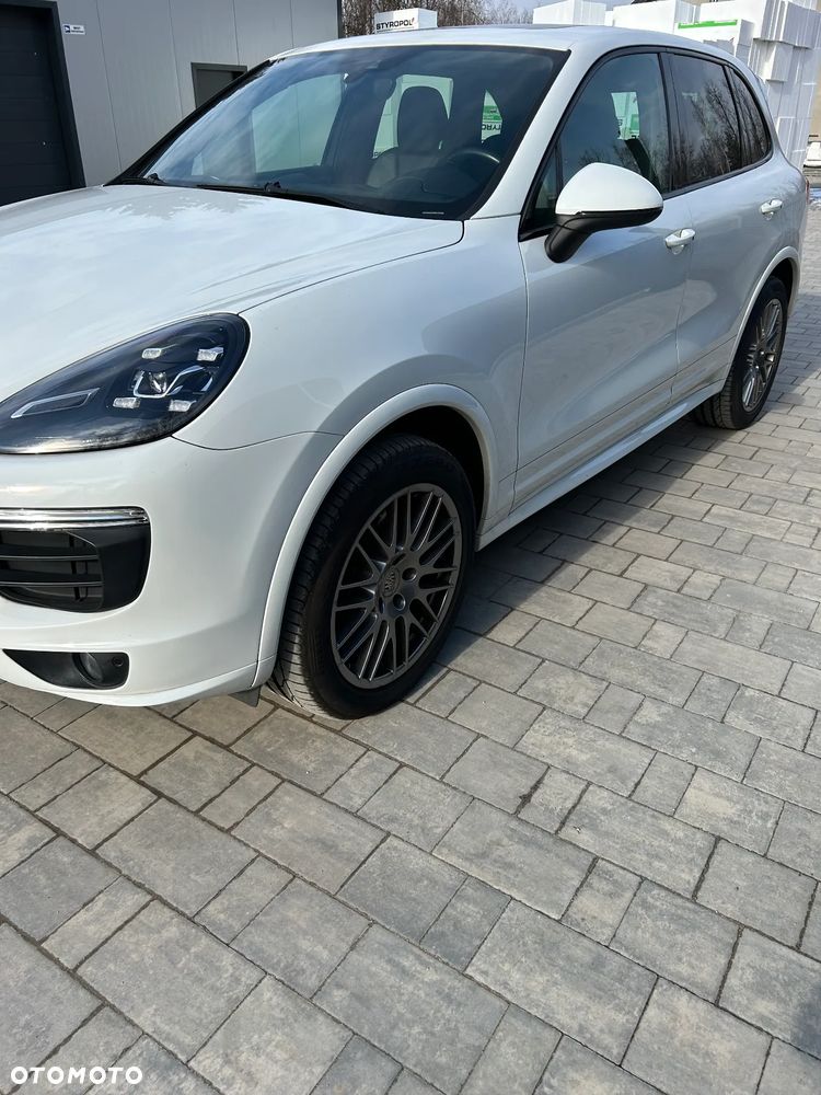Porsche Cayenne Platinum Edition - 8