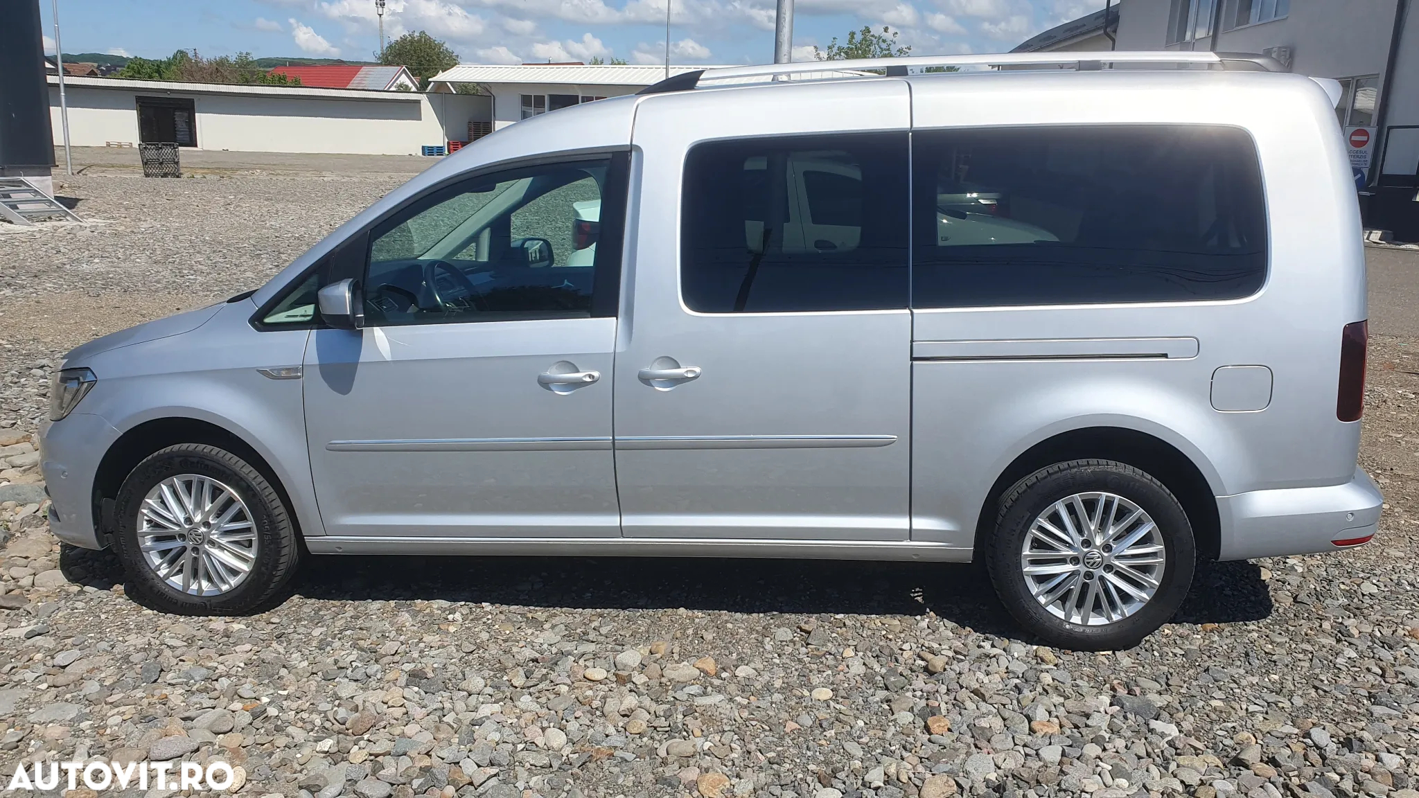 Volkswagen Caddy 2.0 TDI Maxi DSG 4M - 10