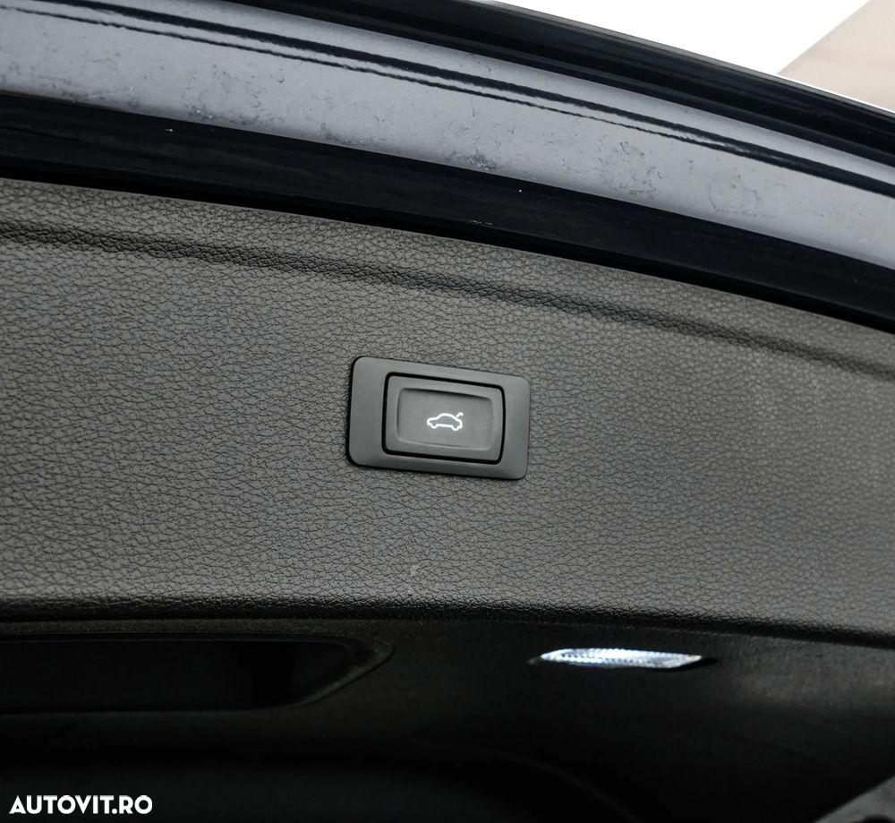 Audi Q5 2.0 40 TDI quattro S tronic Design - 25