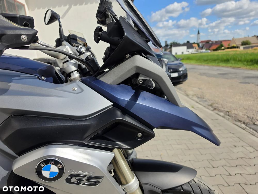 BMW R - 19