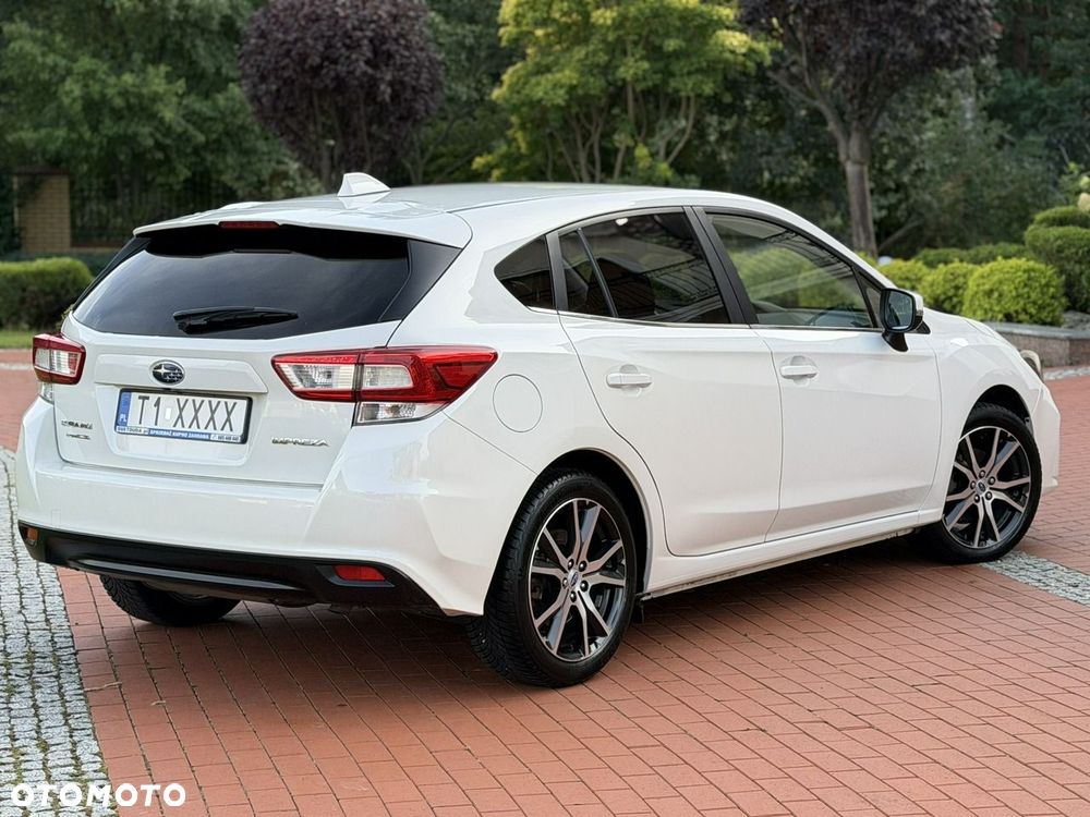 Subaru Impreza 2.0i Exclusive (EyeSight) Lineartronic - 12