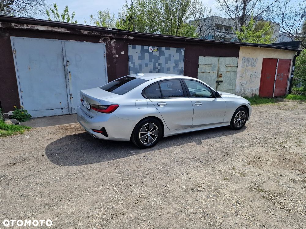 BMW Seria 3 316d MHEV Advantage - 6