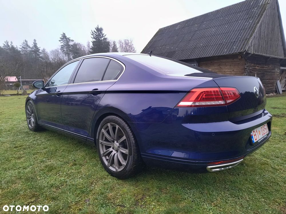 Volkswagen Passat 2.0 TDI SCR Elegance - 5