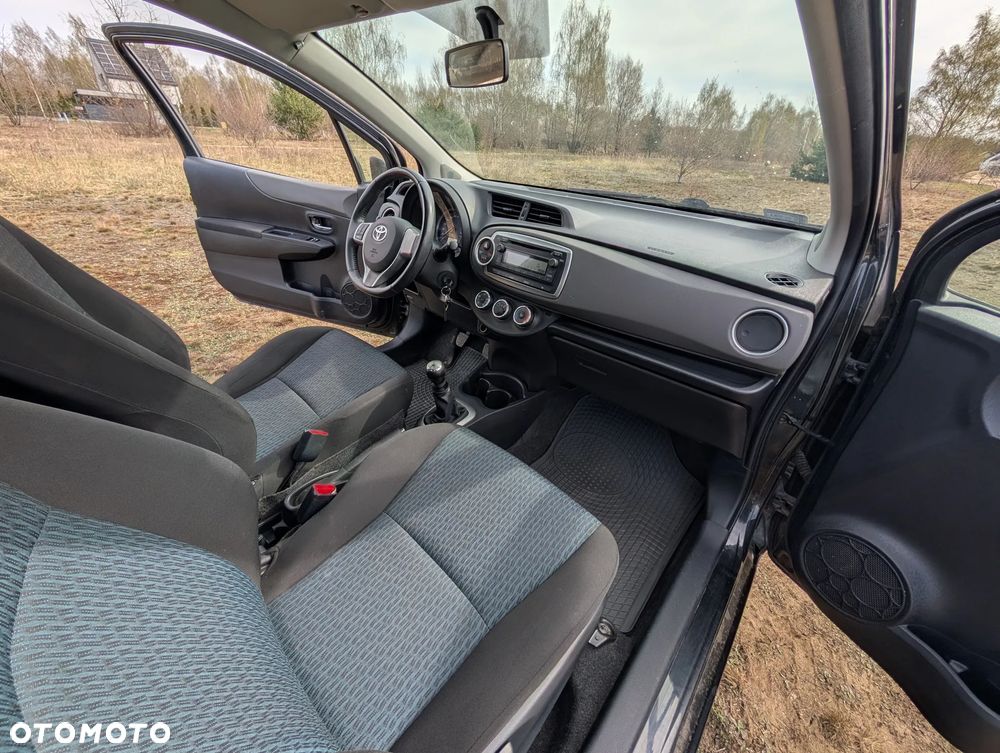 Toyota Yaris 1.0 Terra - 17