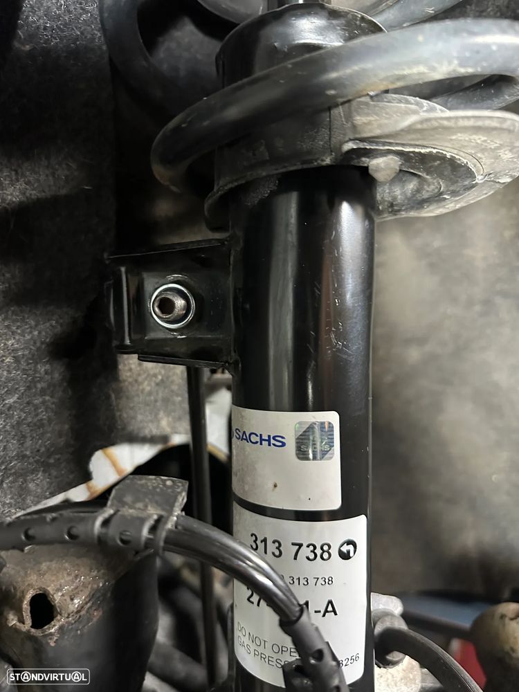 MINI 3 Portas Cooper D - 52