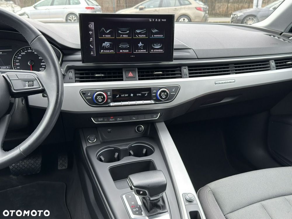 Audi A4 Avant 40 TFSI quattro S tronic - 22