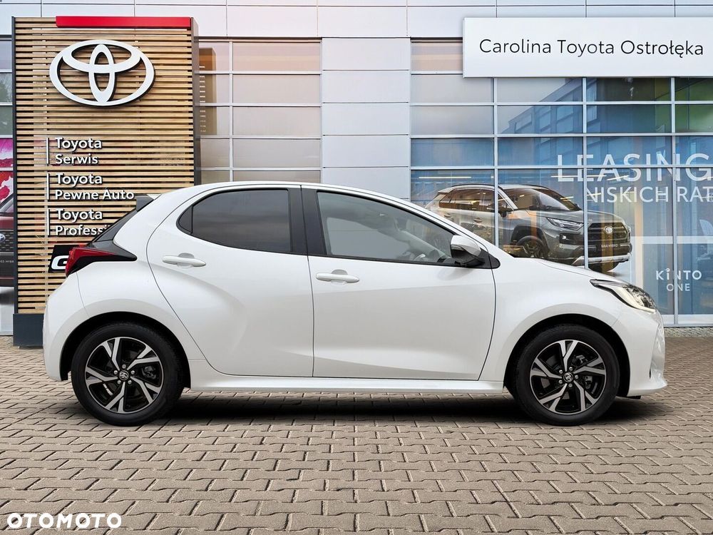 Toyota Yaris Hybrid 2025 photo 4