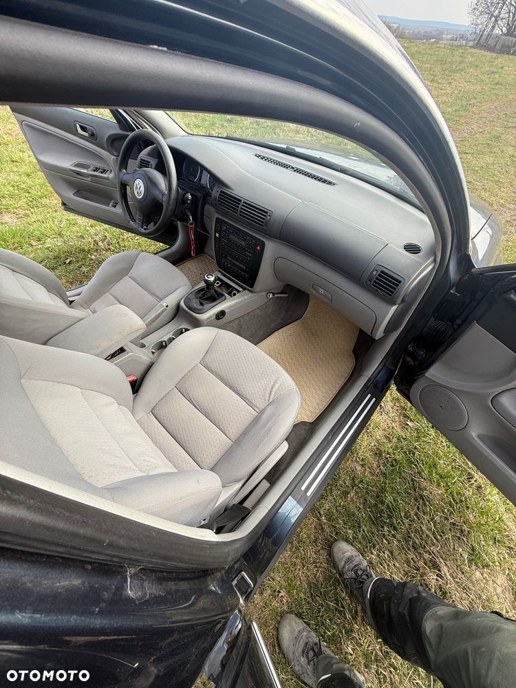 Volkswagen Passat - 5