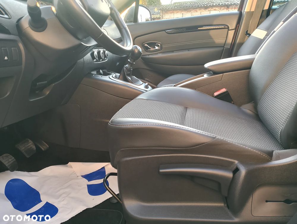 Renault Scenic 1.6 16V 110 LIMITED - 35