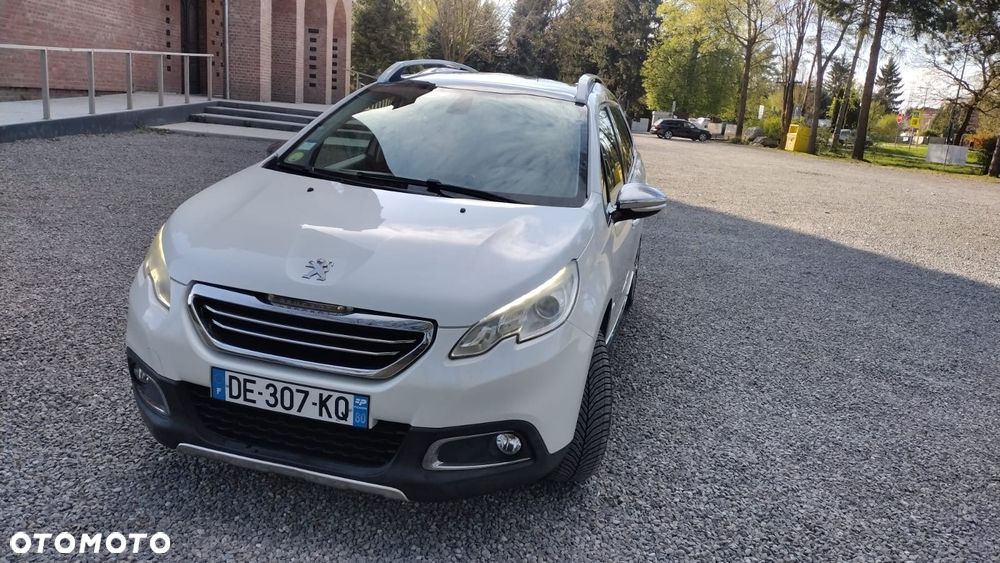 Peugeot 2008 e-HDi FAP 115 STOP & START Allure - 2