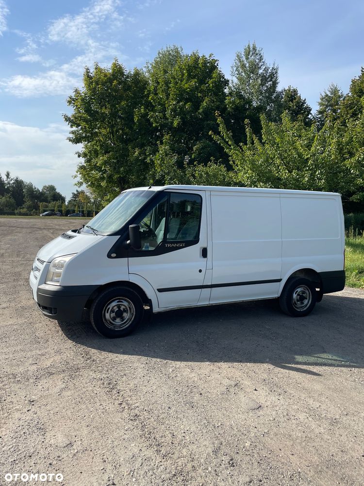 Ford Transit - 13