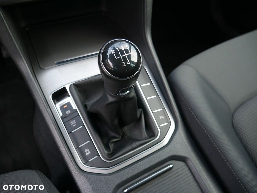 Volkswagen Golf Sportsvan - 18