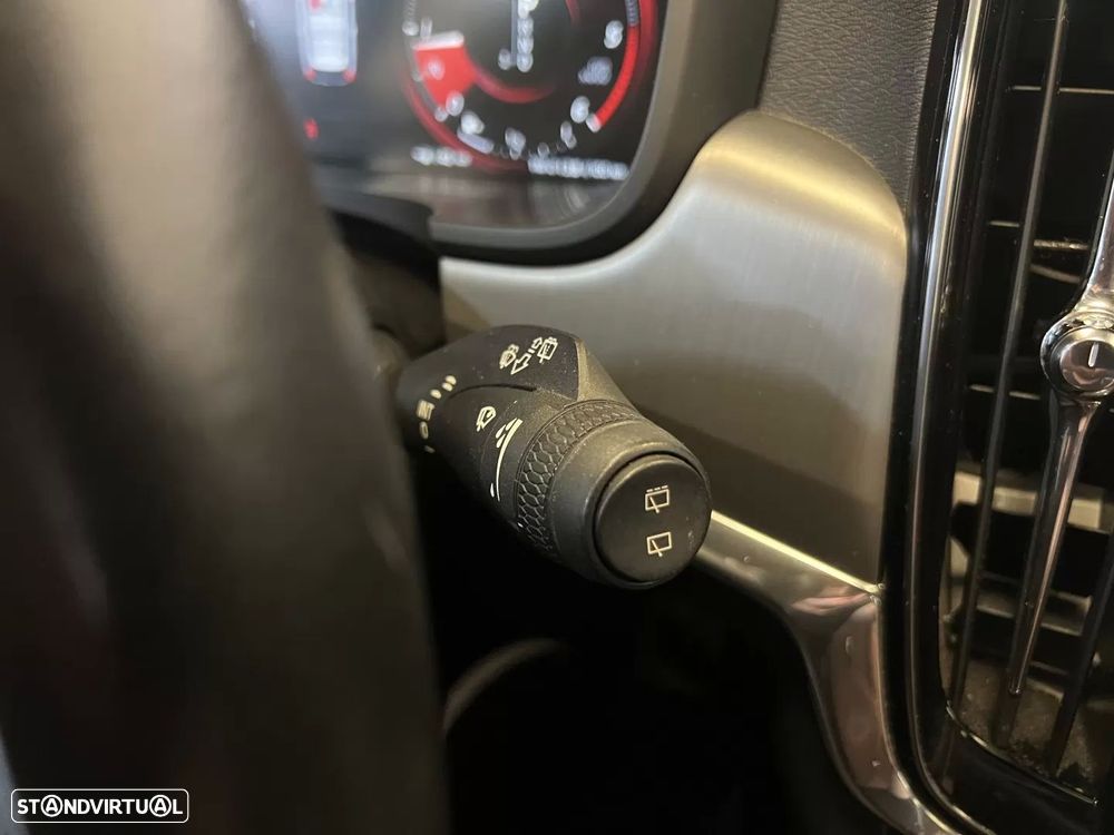 Volvo V90 D3 Geartronic Momentum - 40